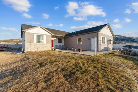 5078 N Heather Hue Rd, Enoch, UT 84721