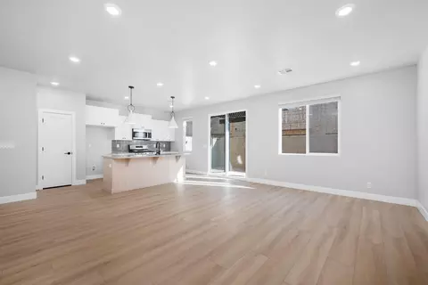 Living - 3995 E Fossil Way #95, Washington, UT 84780 photo 1 of 3