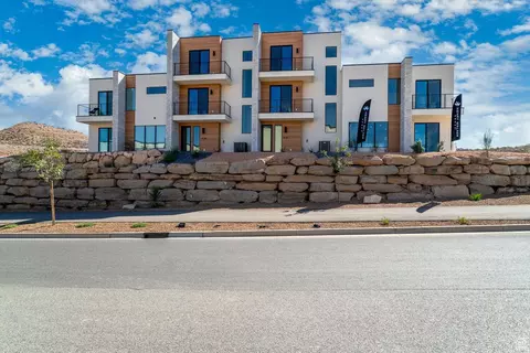 2828 W Silver Cholla Ln #53, Saint George, UT 84770