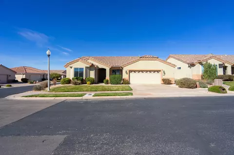 4694 S Tranquility Bay Dr, Saint George, UT 84790