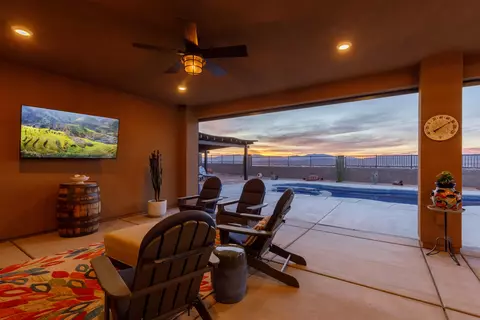 139 N Highland Pkwy, Washington, UT 84780
