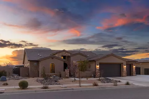 139 N Highland Pkwy, Washington, UT 84780