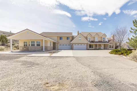1215 W Emerald Dr, Saint George, UT 84770