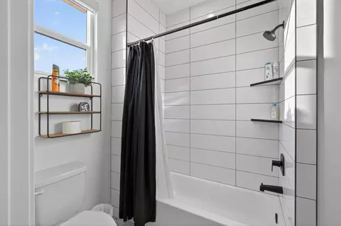 Bath - 4204 S 960 E, Washington, UT 84780 photo 12 of 17