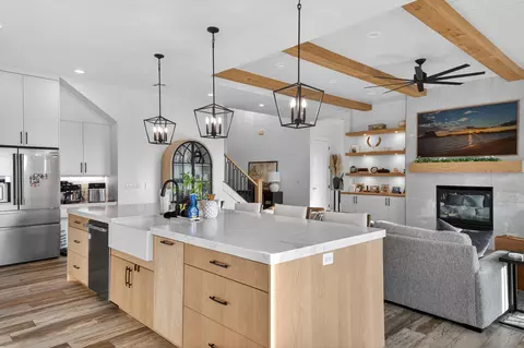 Kitchen - 4204 S 960 E, Washington, UT 84780 photo 6 of 7