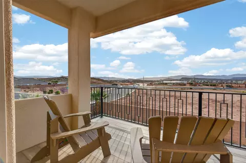 Exterior - 4204 S 960 E, Washington, UT 84780 photo 10 of 24