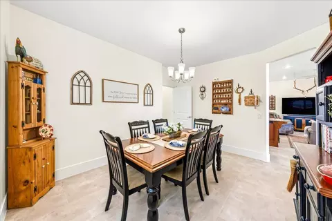 Dining - 357 E Main St, Enterprise, UT 84725 photo 3 of 4