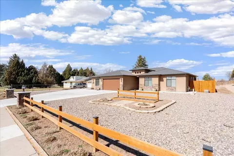 Exterior - 357 E Main St, Enterprise, UT 84725 photo 6 of 19