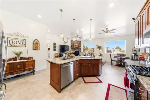 Kitchen - 357 E Main St, Enterprise, UT 84725 photo 2 of 6
