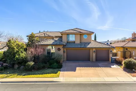2263 Malaga Ave, Santa Clara, UT 84765