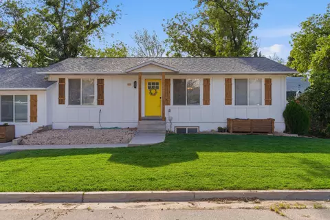 175 N 160 E, Hurricane, UT 84737