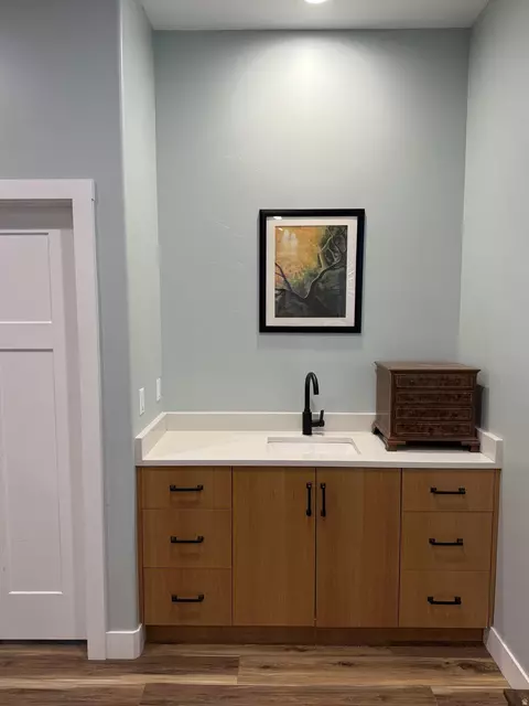 Bath - 175 N 160 E, Hurricane, UT 84737 photo 3 of 3