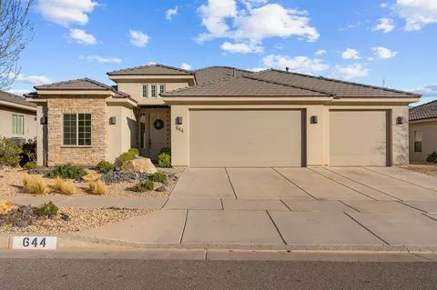 644 N Sage Crest Dr, Washington, UT 84780