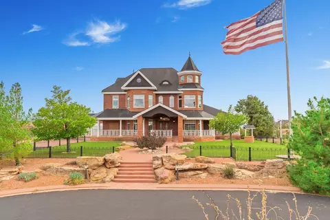 5615 Eight Mile Gap Rd, Kanab, UT 84741