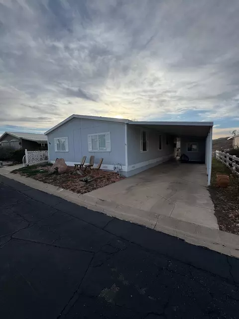 99 N 3950 W, Hurricane, UT 84737