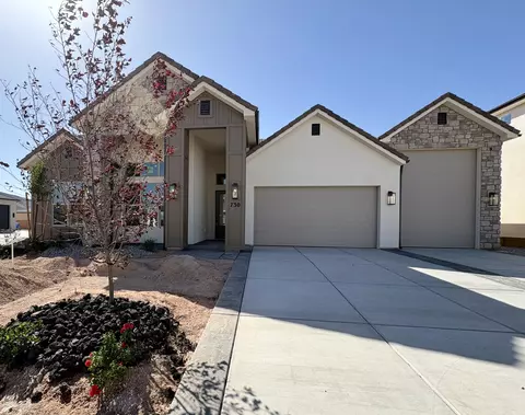 730 Taylor Creek Dr, Washington, UT 84780