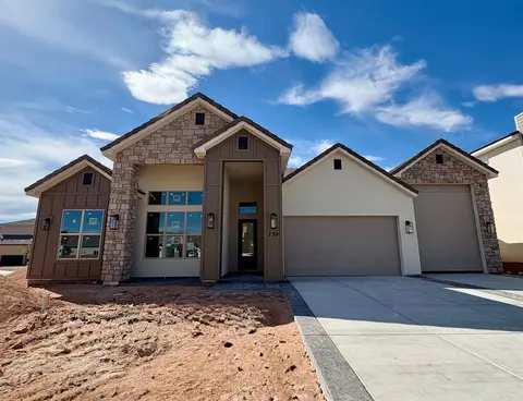 730 Taylor Creek Dr, Washington, UT 84780