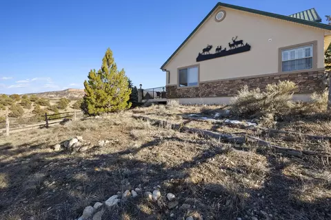 Exterior - 1780 Eagle Ridge Cir, Hatch, UT 84735 photo 12 of 27