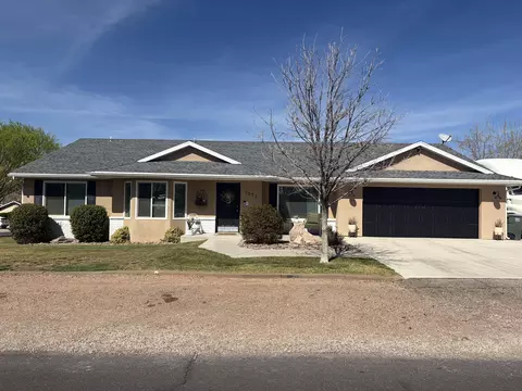 1021 Elm St, Saint George, UT 84790