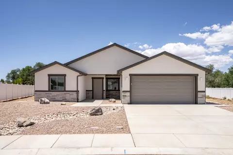 3887 N Hawks Landing Lp Lp, Enoch, UT 84721