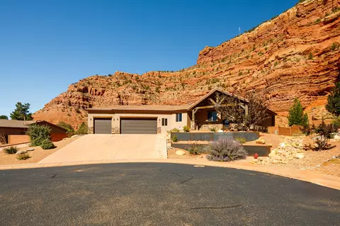 493 E Donner Cir, Kanab, UT 84741