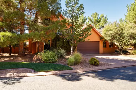 320 Los Barancos Ln, Kanab, UT 84741