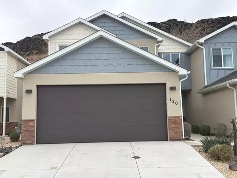 120 N 240 E, Hurricane, UT 84737