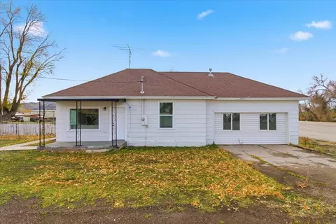 12 E 200 S, Salina, UT 84654