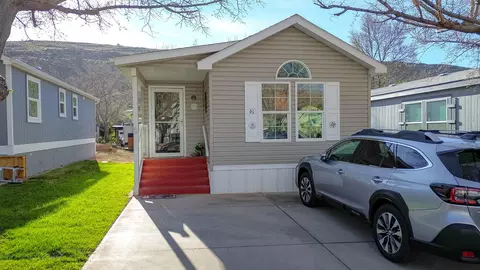 61 Cottonwood Ln, Hurricane, UT 84737