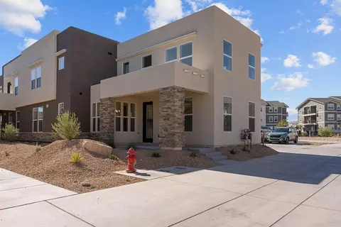 523 W Olive Ln, Saint George, UT 84790