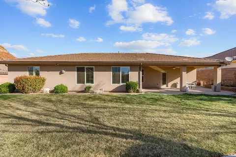 Exterior - 880 E Lori Ln, Washington, UT 84780 photo 10 of 11