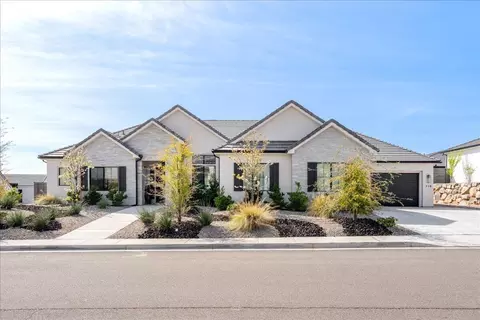 719 W Scenario St, Washington, UT 84780