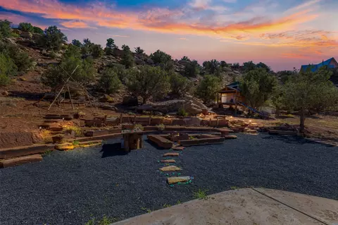 1892 N Golden Delicious Dr, Apple Valley, UT 84737