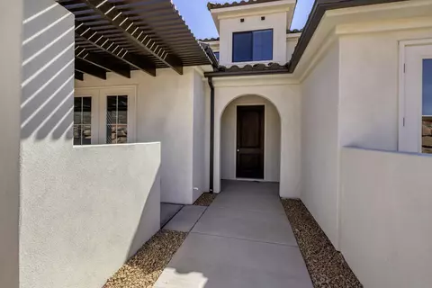 2281 E Crestas Aly, Washington, UT 84780