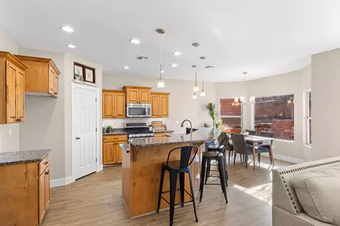 1570 S Rio Virgin Dr, Washington, UT 84780