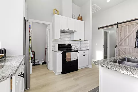Kitchen - 442 E Pine View Dr, Central, UT 84722 photo 4 of 4