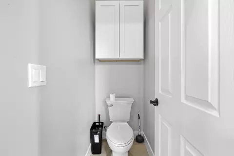 Bath - 442 E Pine View Dr, Central, UT 84722 photo 3 of 6