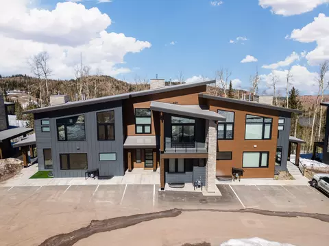 Exterior - 160 W Ridgeview St #7B, Brian Head, UT 84719 photo 1 of 1