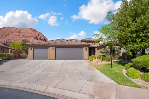 210 W Talon Ct, Ivins, UT 84738
