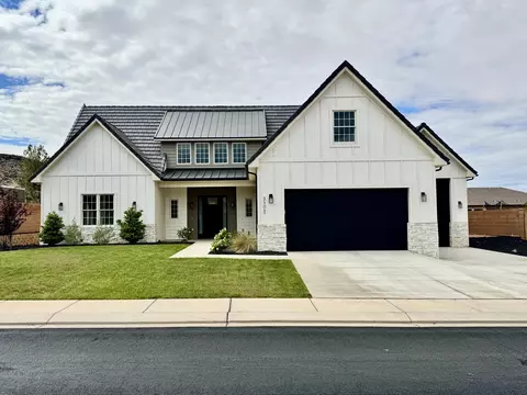 3305 W 2610 S, Hurricane, UT 84737