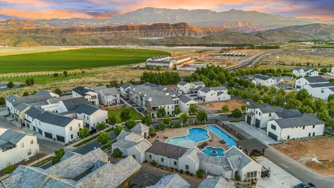 4228 W Hampshire Rd, Hurricane, UT 84737