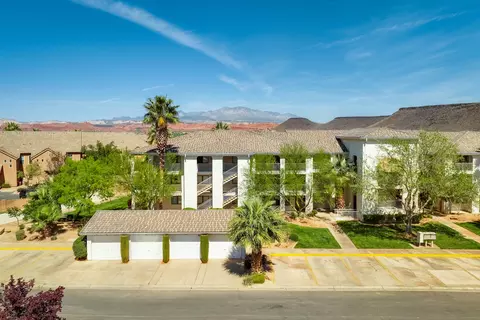1845 W Canyon View Dr #120, Saint George, UT 84770