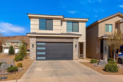 552 S Stewart Crk, Washington, UT 84780