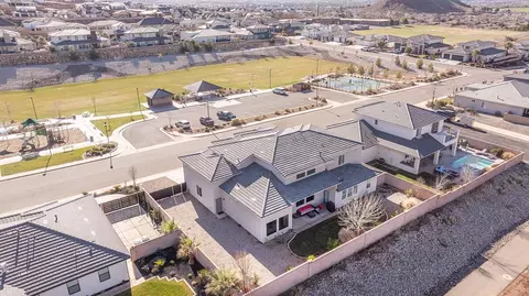 View/Area - 1345 E Black Brush Dr, Washington, UT 84780 photo 4 of 4