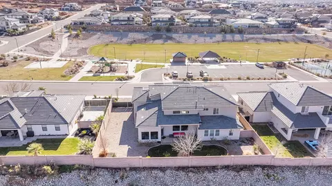 View/Area - 1345 E Black Brush Dr, Washington, UT 84780 photo 2 of 4