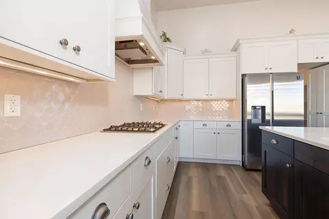 Kitchen - 1345 E Black Brush Dr, Washington, UT 84780 photo 3 of 3