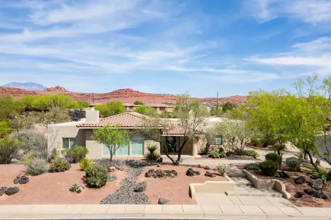 30 Bedrock Cir, Santa Clara, UT 84765