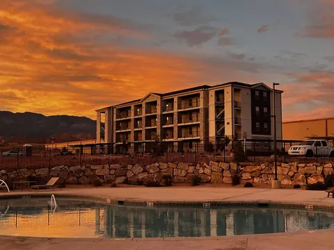 228 N Lone Rock # 305, Hurricane, UT 84737
