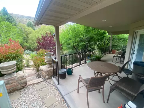 46 Cottonwood Ln, Hurricane, UT 84737