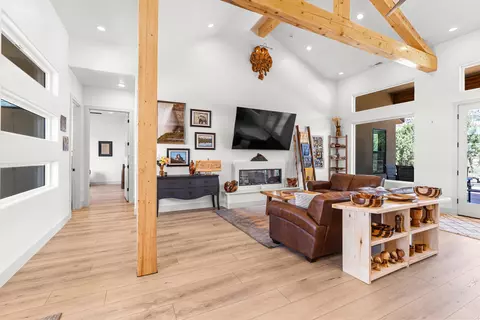 Other - 1295 E Cedar Dr, Apple Valley, UT 84737 photo 4 of 13
